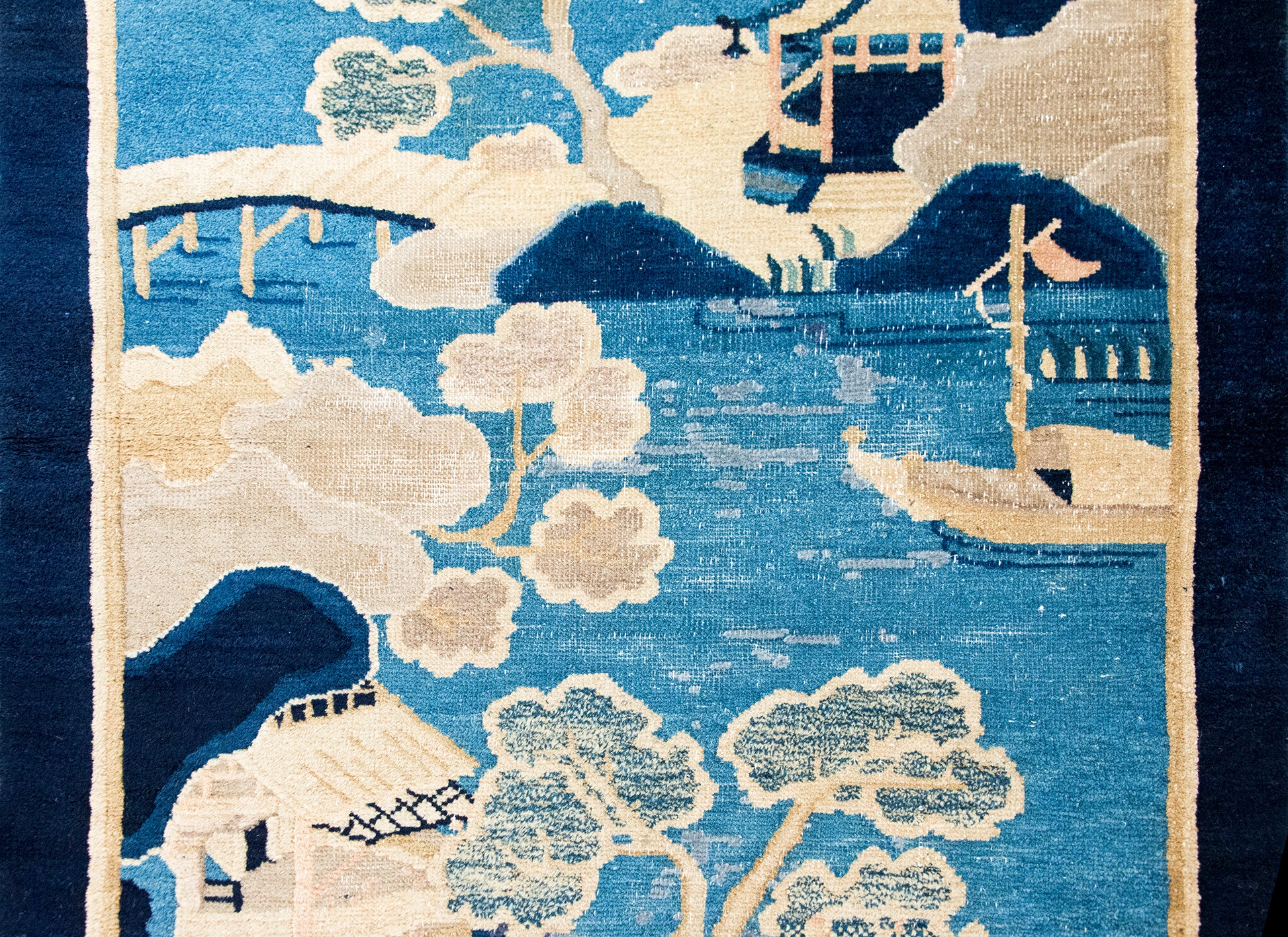 Early 20th Century Chinese Art Deco Chris Rug For Sale