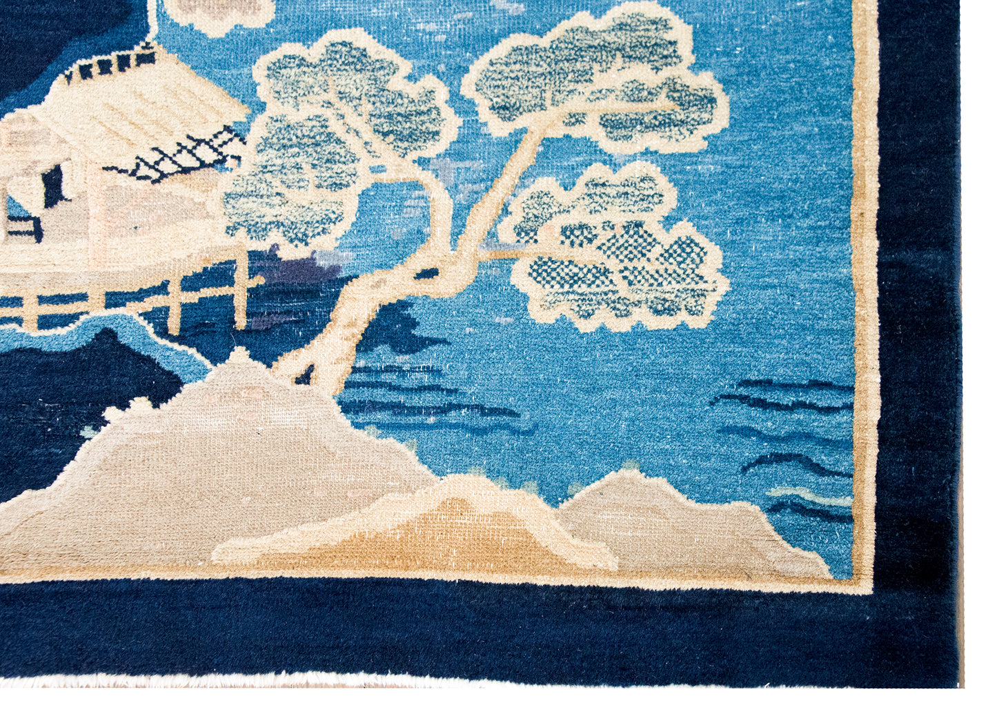 Early 20th Century Chinese Art Deco Chris Rug For Sale