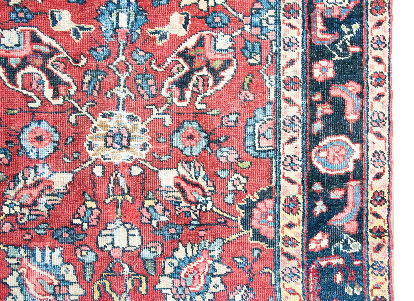 Early 20th Century Persian Heriz Rug