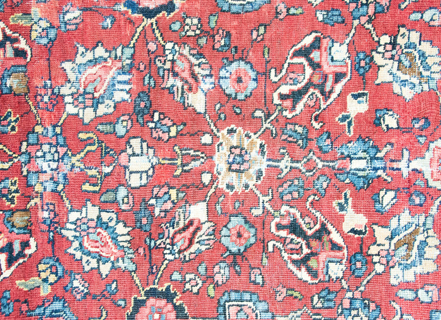 Early 20th Century Persian Heriz Rug