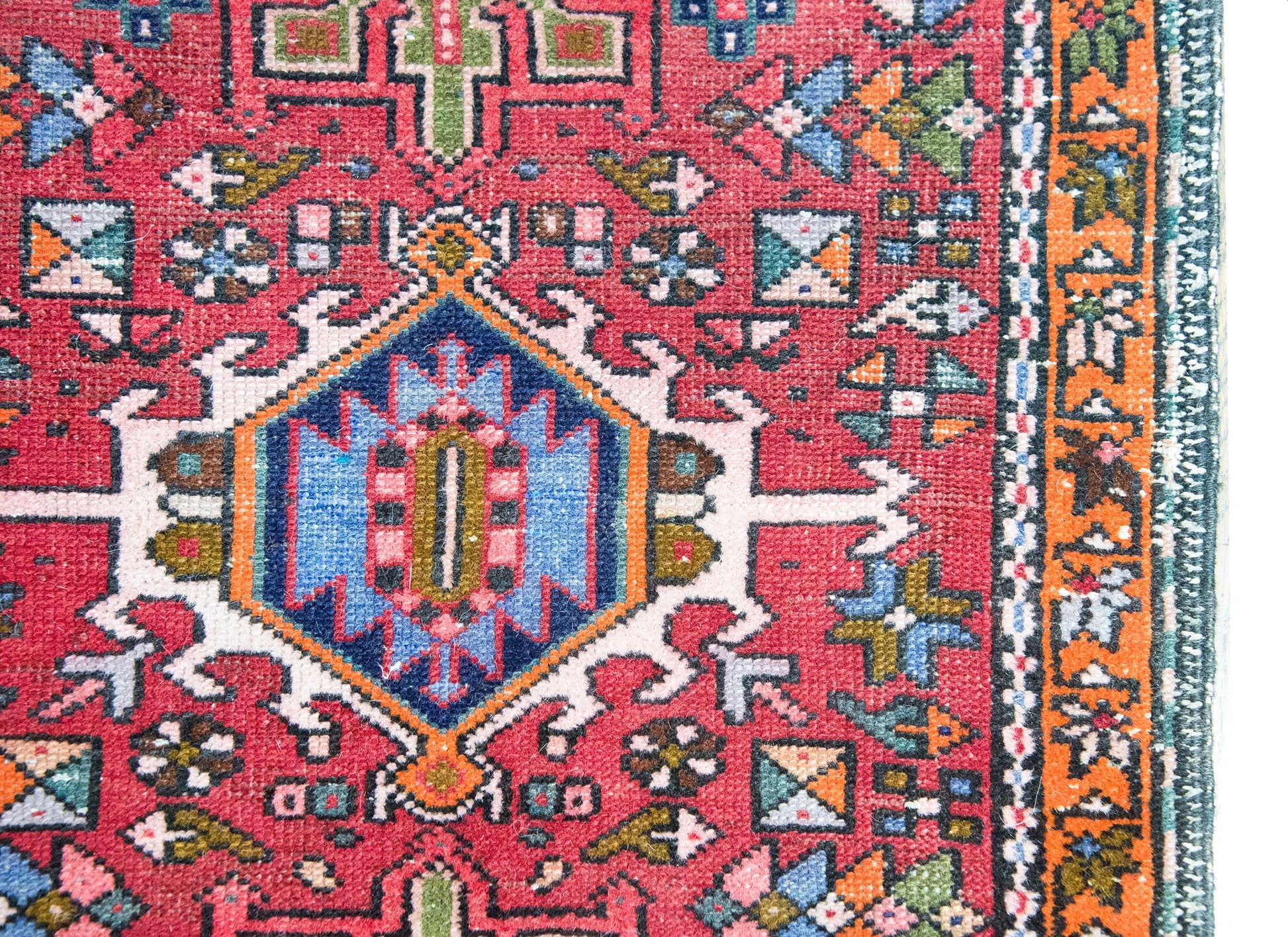 Early 20th Century Persian Heriz Rug For Sale