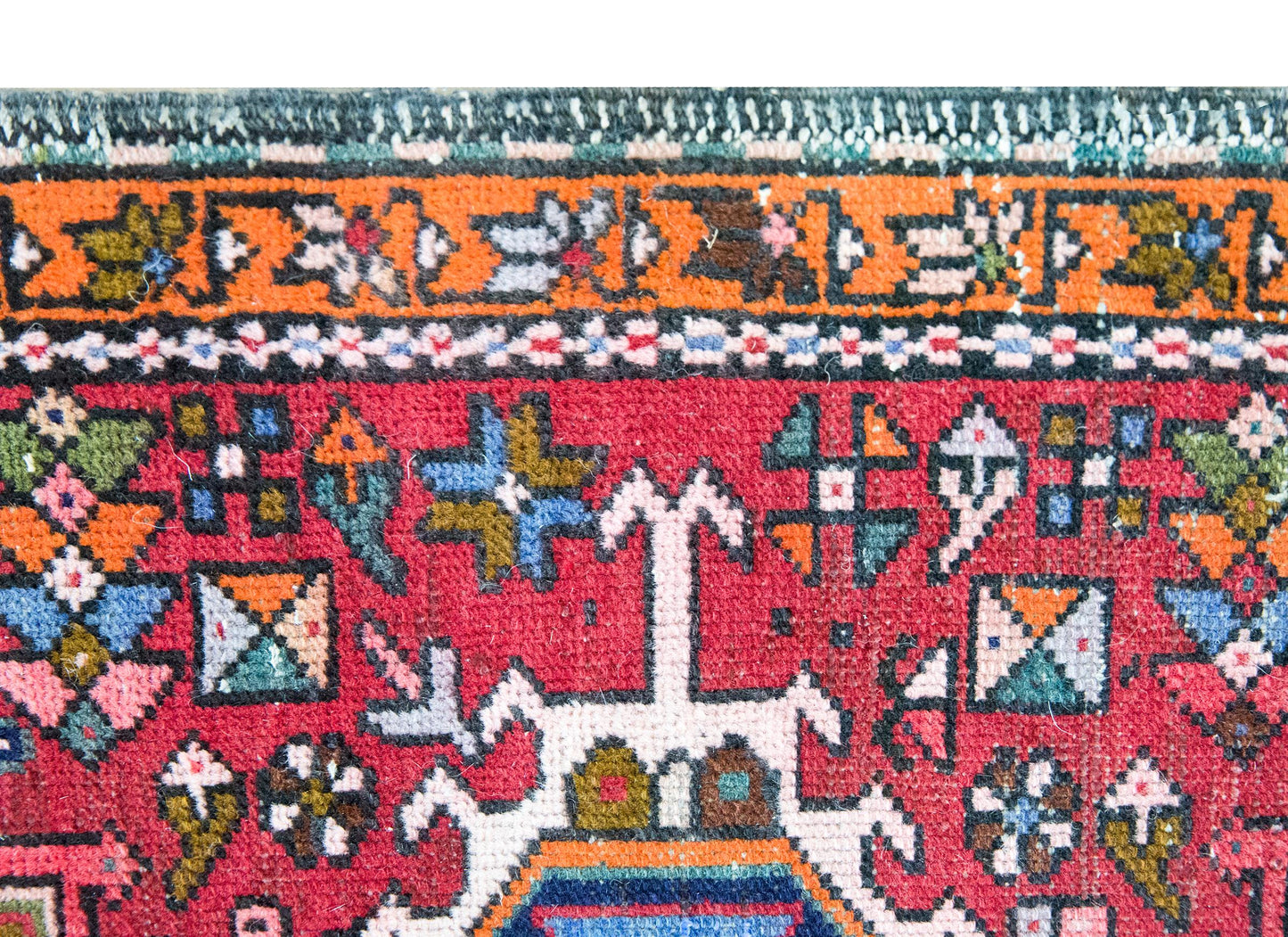 Early 20th Century Persian Heriz Rug For Sale