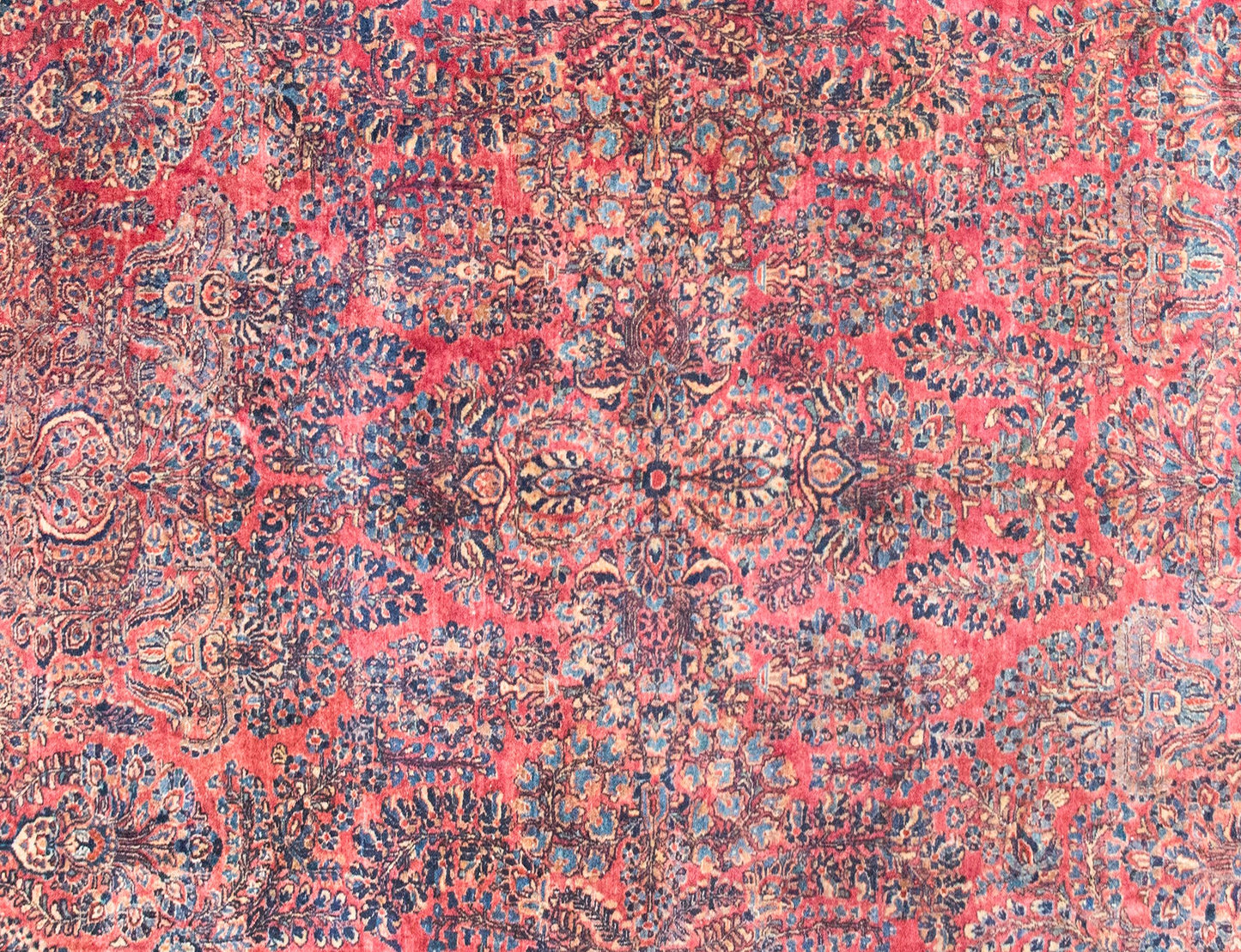 Early 20th Century Persian Sarouk Rug