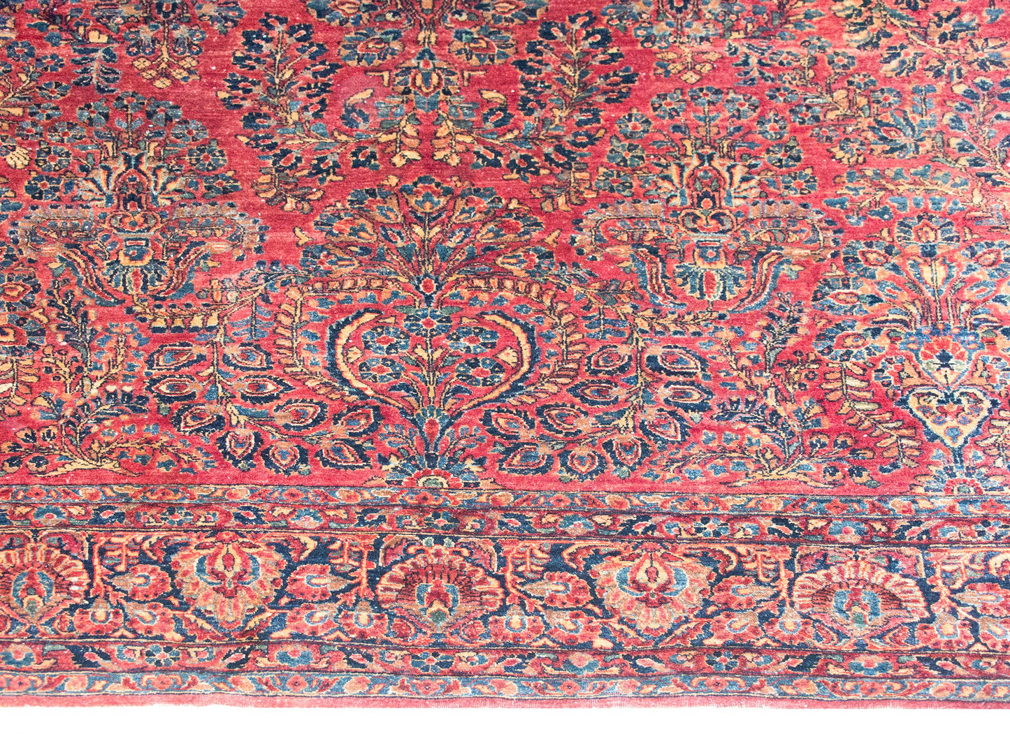 Early 20th Century Persian Sarouk Rug