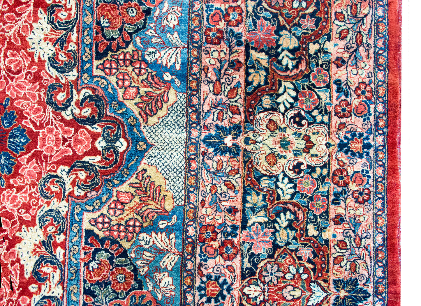 Early 20th Century Persian Kazvin Rug For Sale
