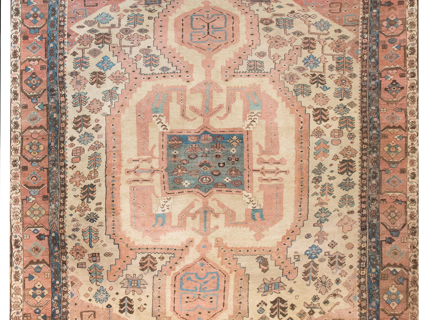 Late 19th Century Persian Bakhshaish Serapi Rug