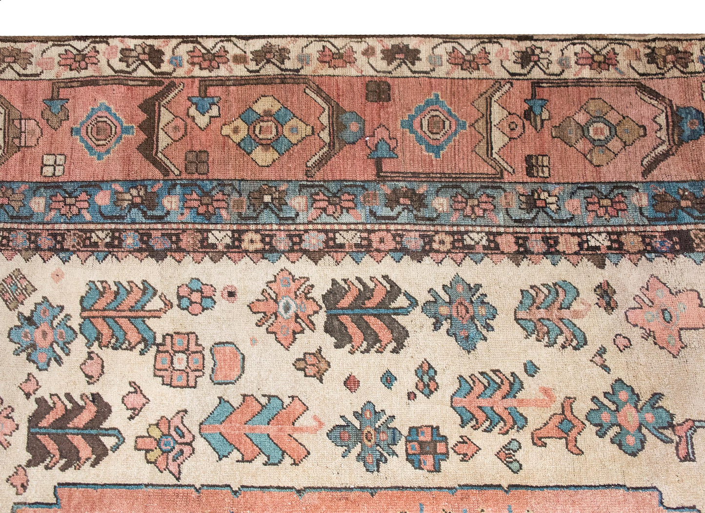 Late 19th Century Persian Bakhshaish Serapi Rug