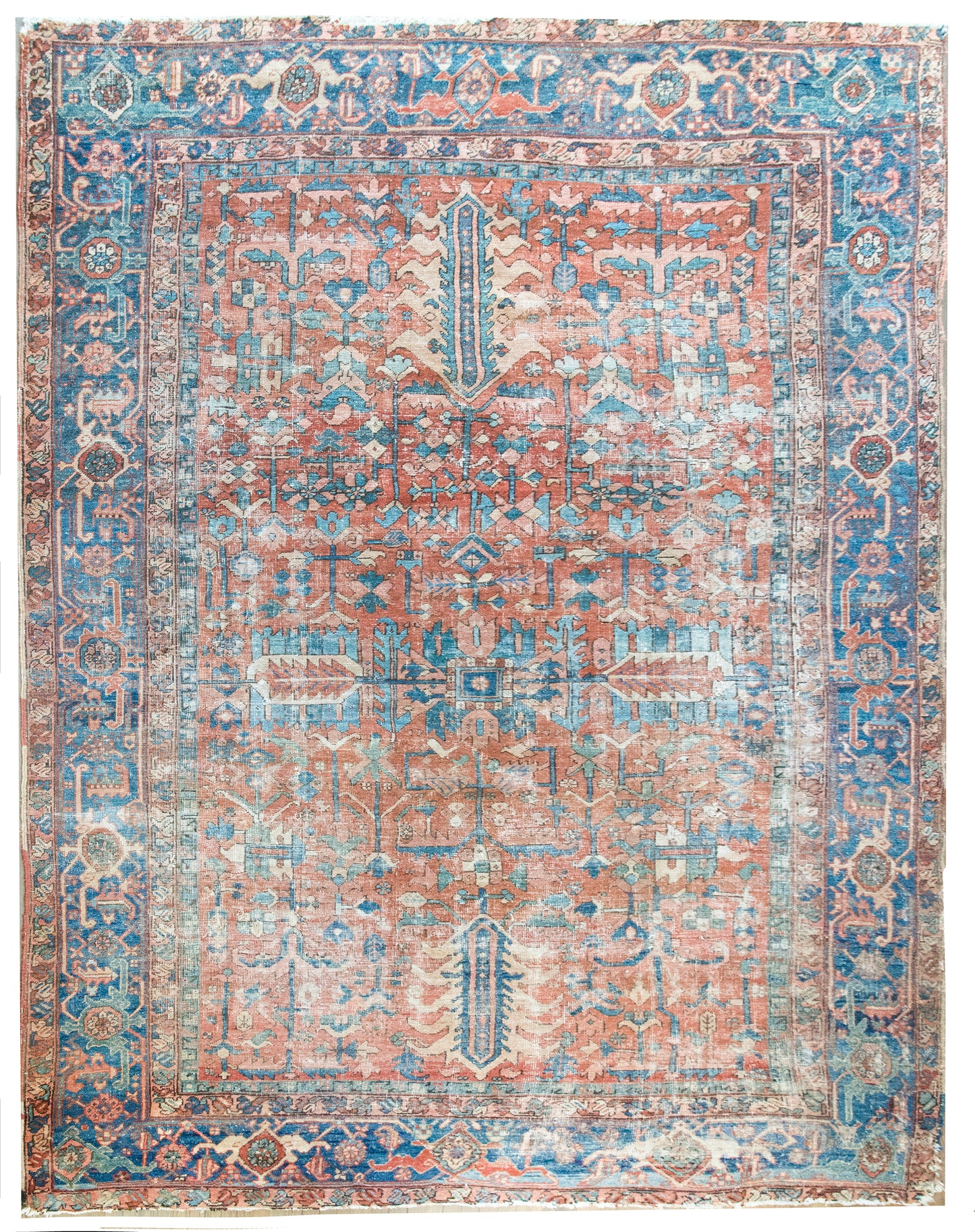 Early 20th Century Persian Heriz Rug For Sale