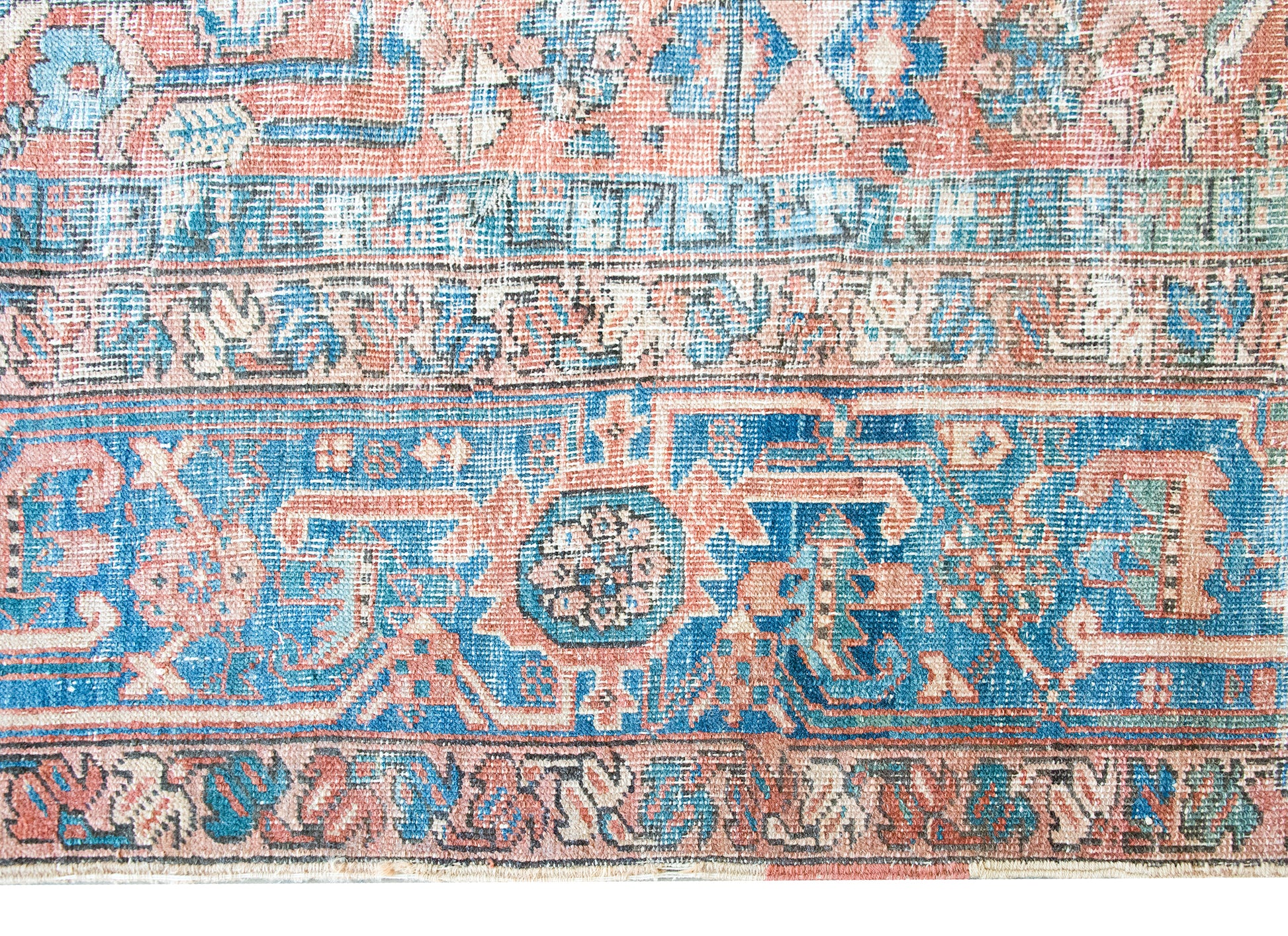 Early 20th Century Persian Heriz Rug For Sale