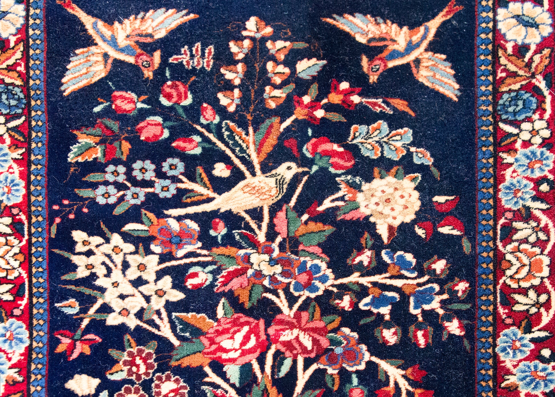 Early 20th Century Persian Kashan Rug For Sale