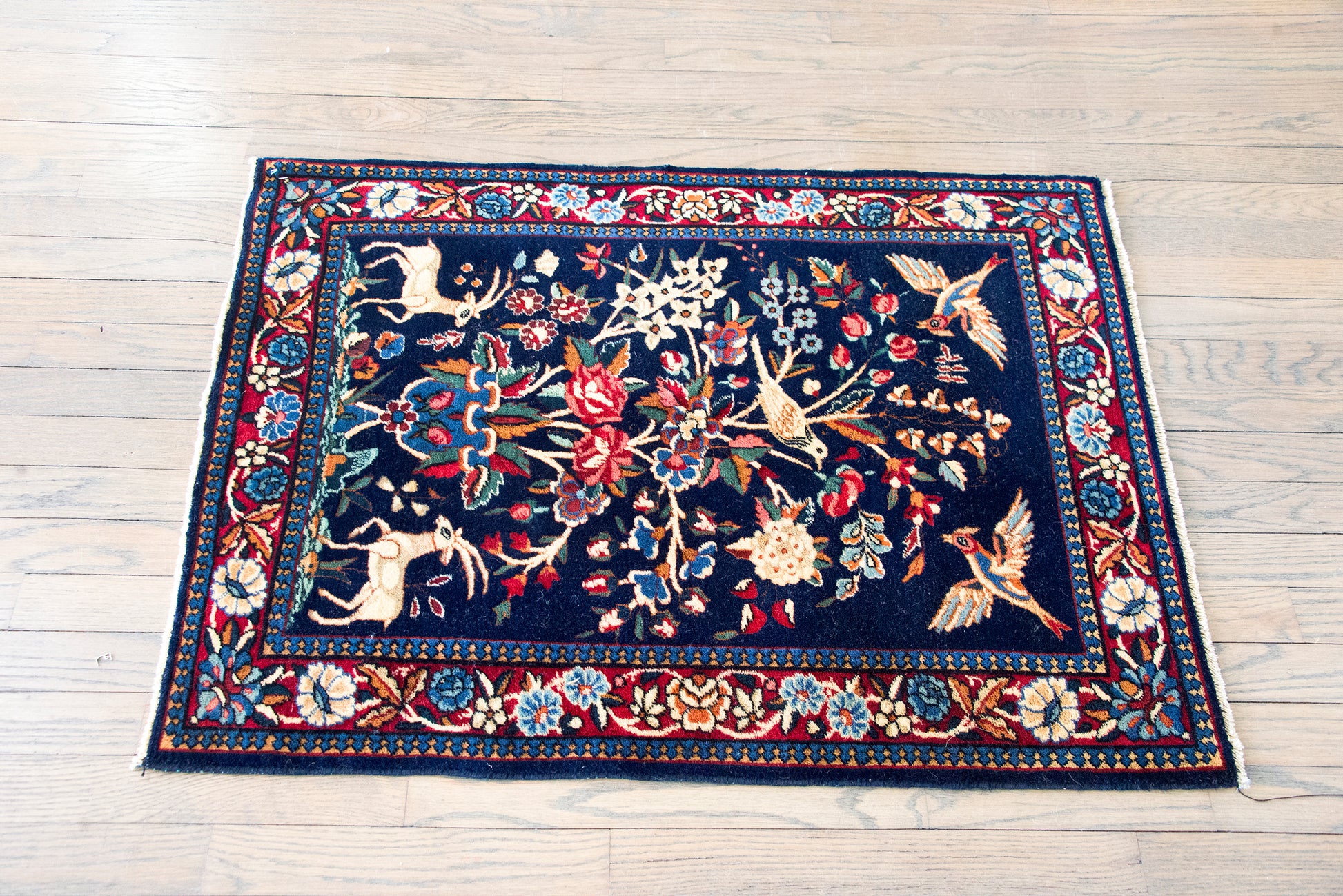 Early 20th Century Persian Kashan Rug For Sale