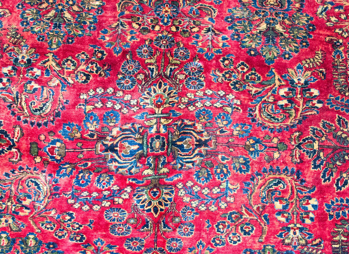 Early 20th Century Persian Sarouk Rug