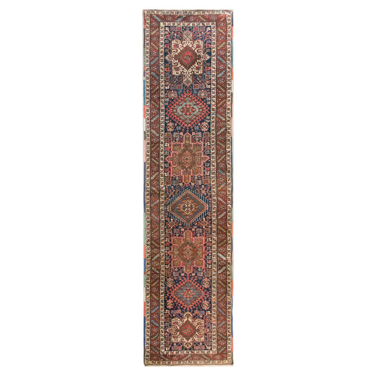 Early 20th Century Persian Heriz Rug For Sale