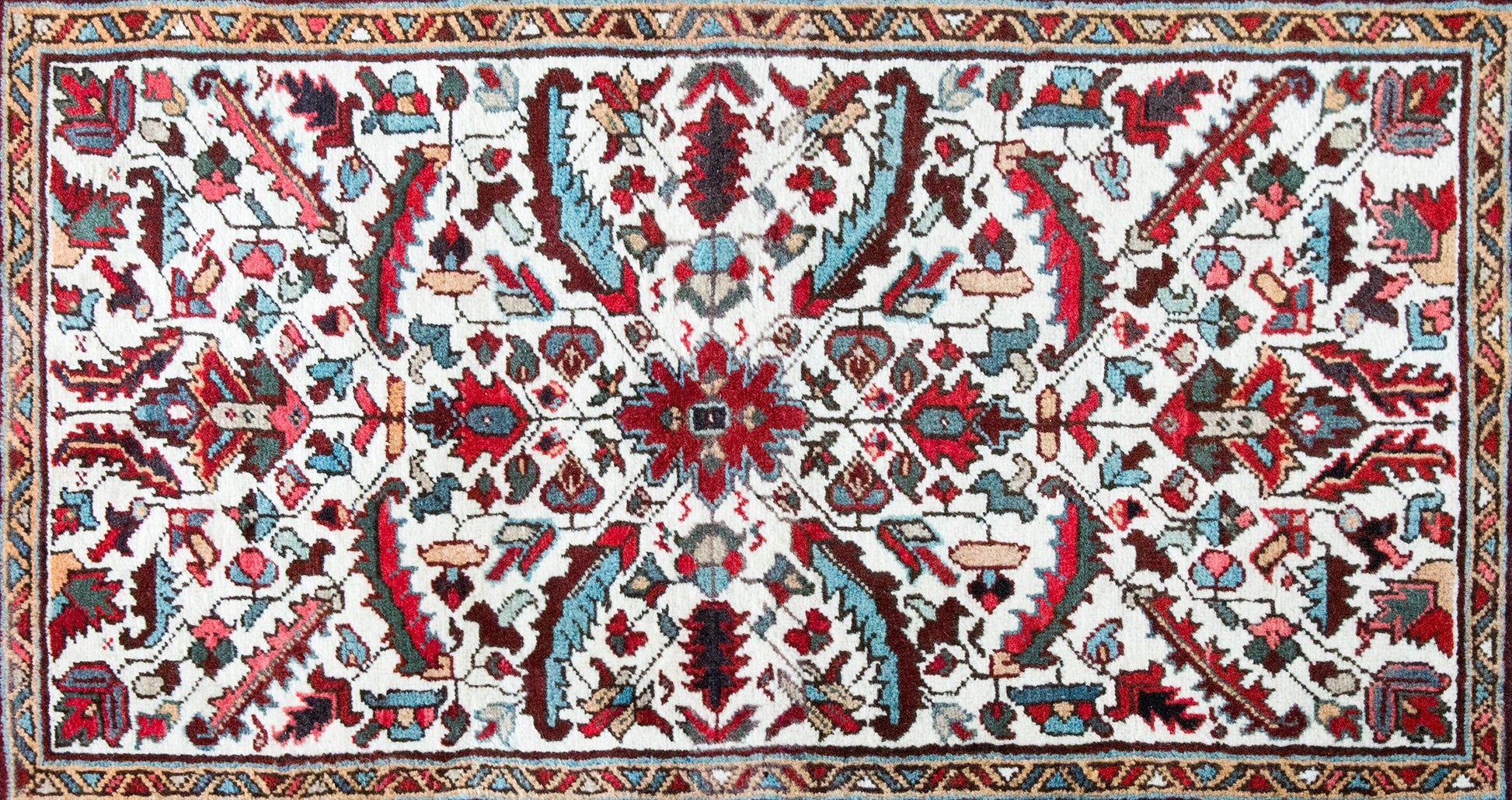 Vintage Persian Heriz Rug For Sale