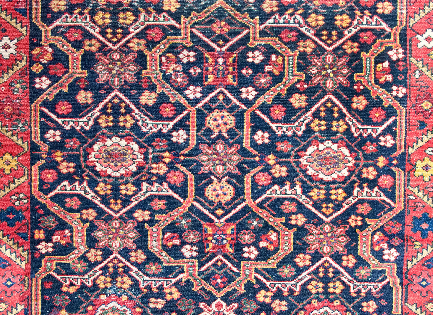 Early 20th Century Bakhtiari Rug