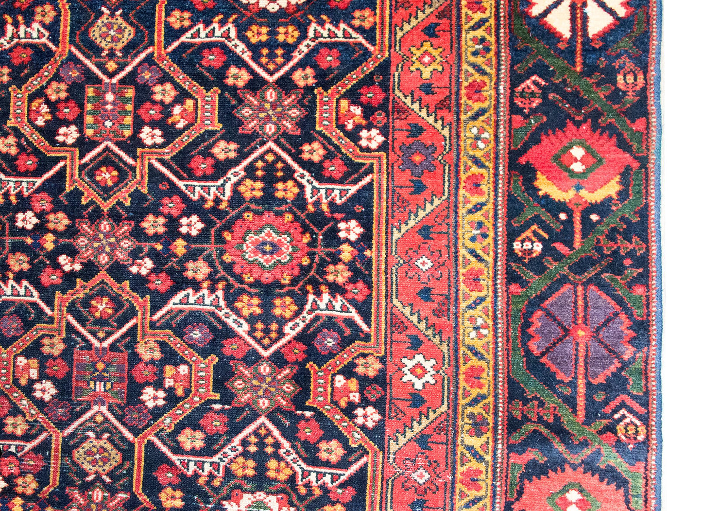 Early 20th Century Bakhtiari Rug