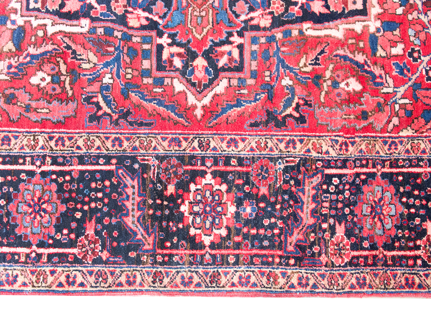 Mid 20th Century Persian Heriz Rug For Sale