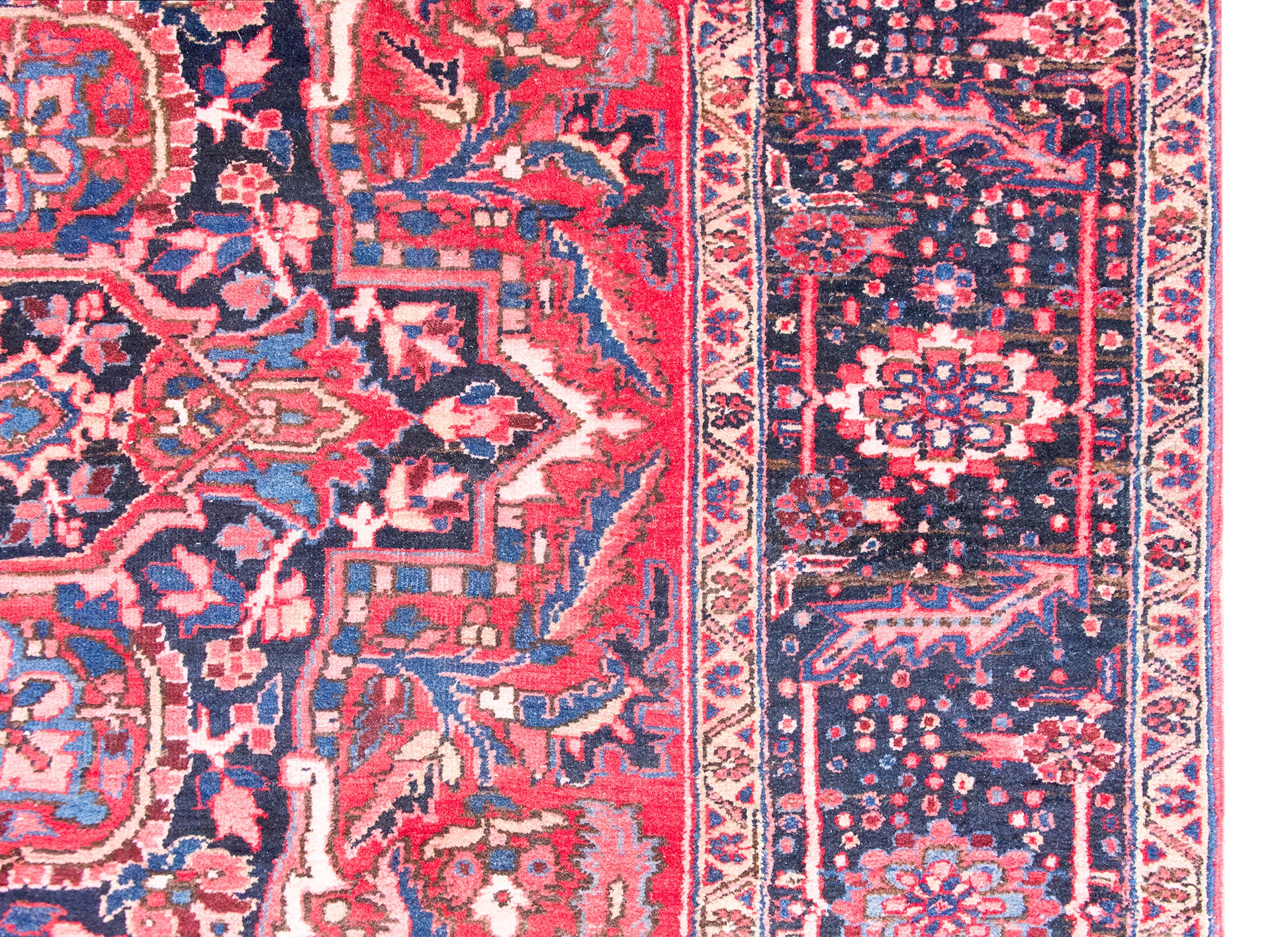 Mid 20th Century Persian Heriz Rug For Sale