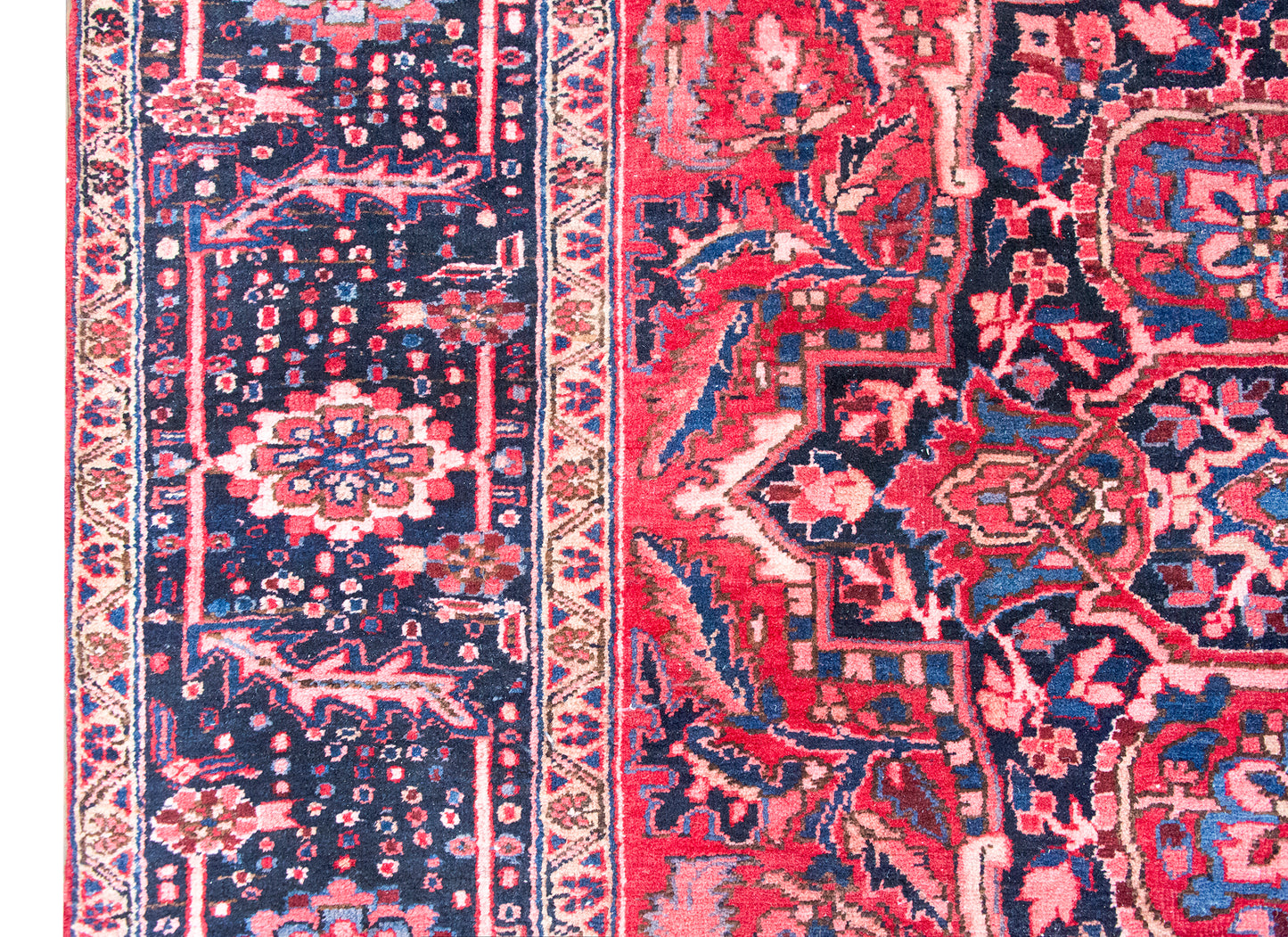 Mid 20th Century Persian Heriz Rug For Sale