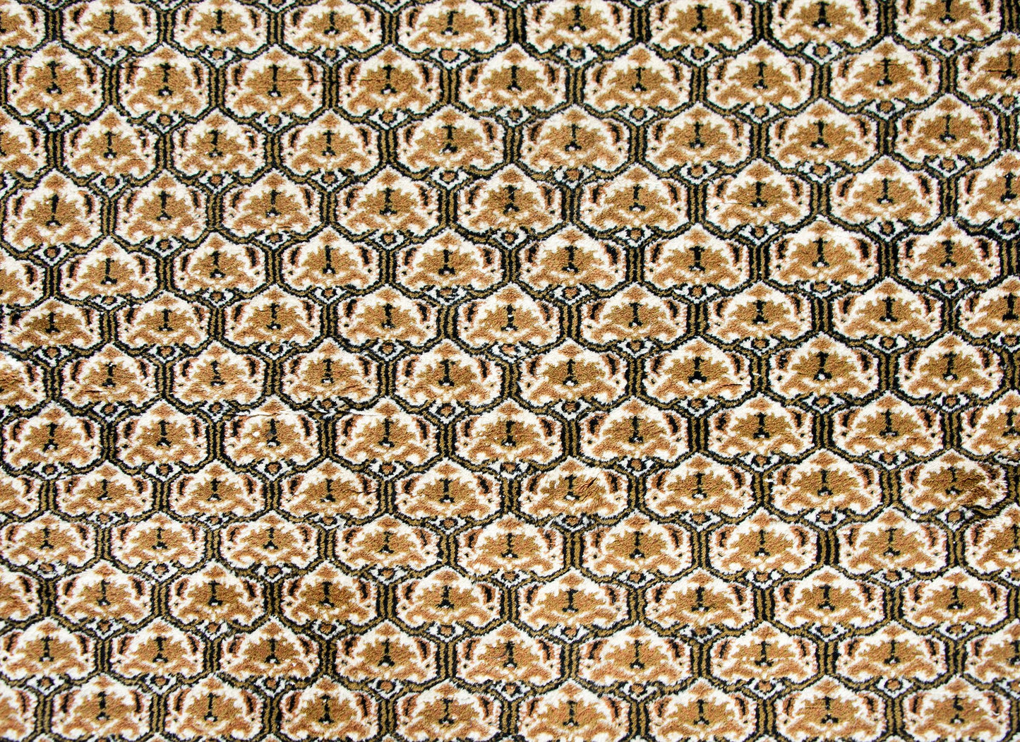 Vintage Pakistani Chi Chi Rug For Sale