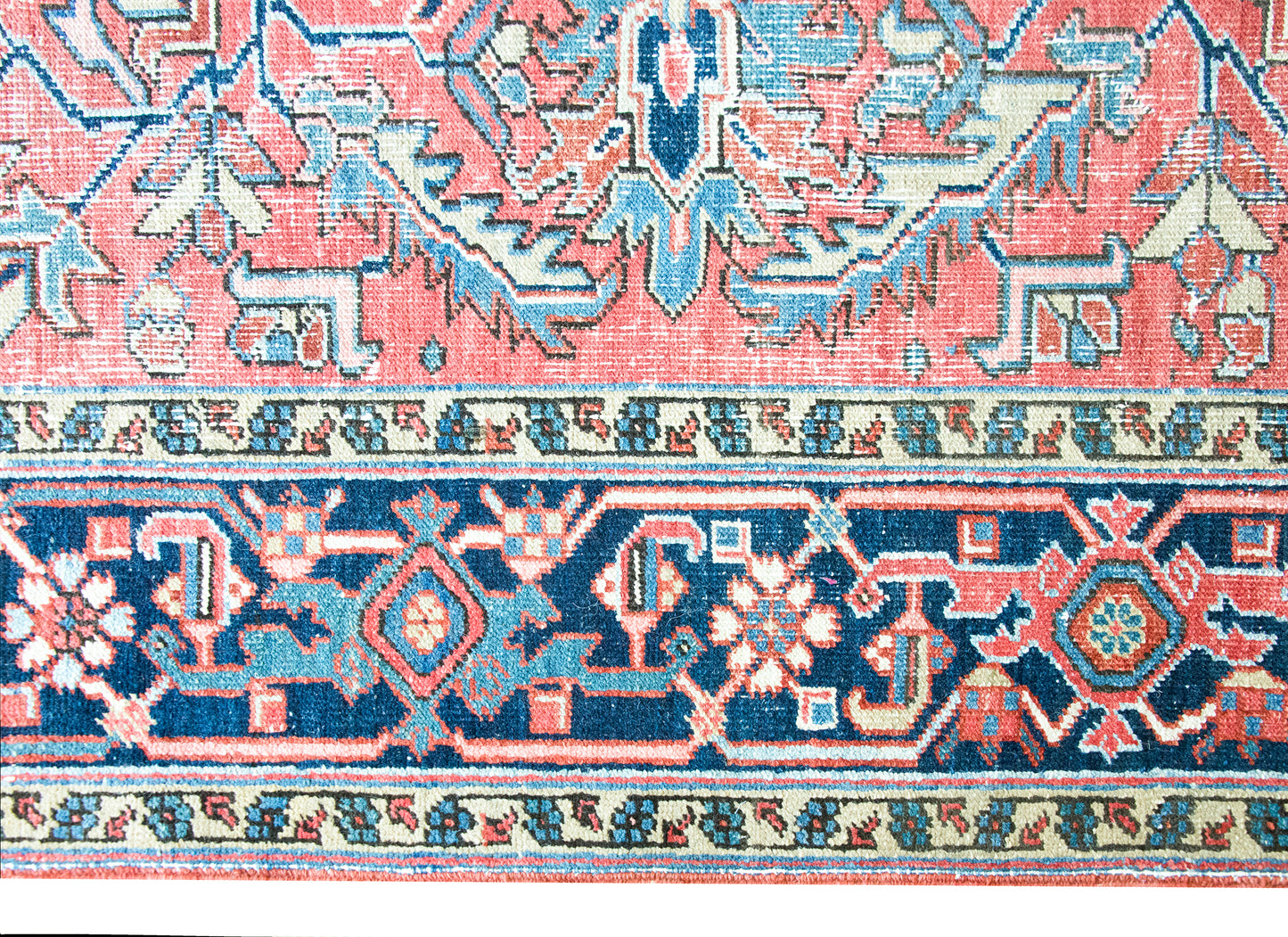 Early 20th Century Persian Heriz Rug For Sale