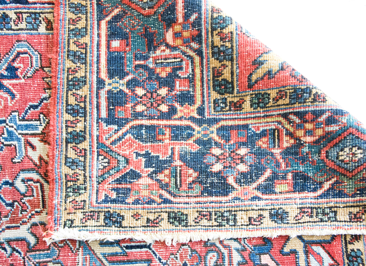Early 20th Century Persian Heriz Rug For Sale