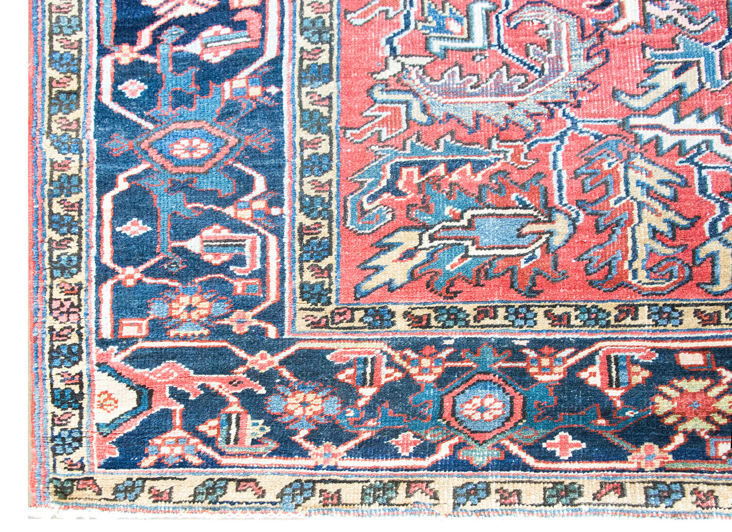 Early 20th Century Persian Heriz Rug For Sale