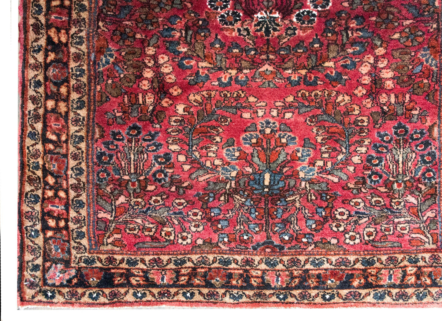 Early 20th Century Persian Sarouk Rug