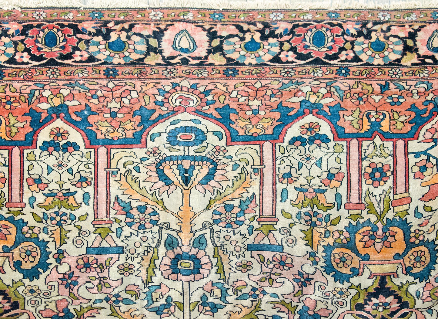 Early 20th Persian Sarouk Farahan Rug