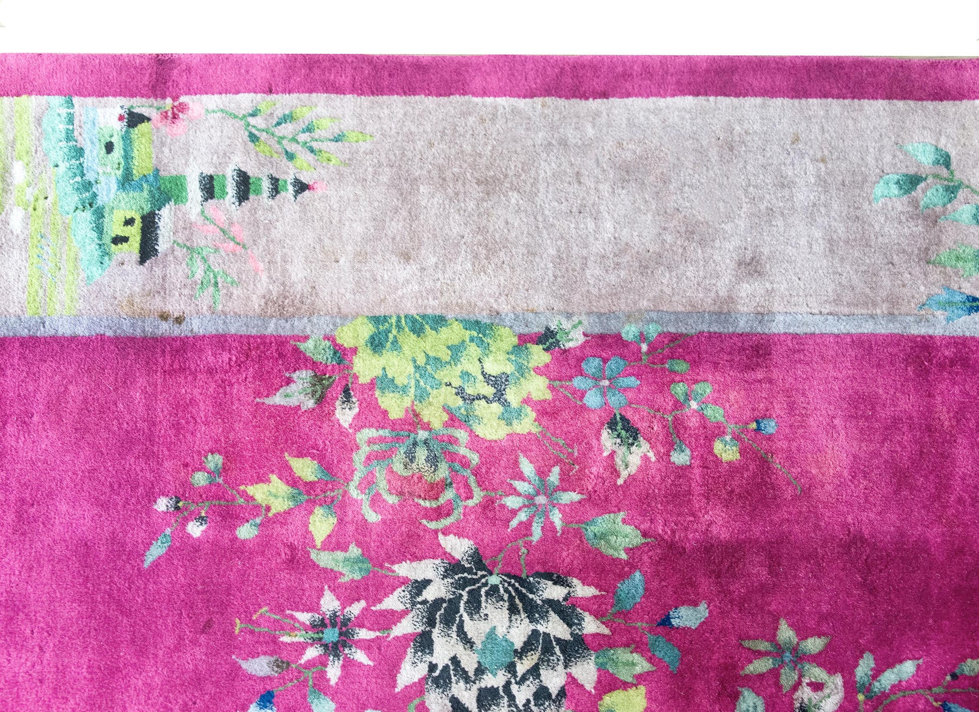 Early 20th Century Chinese Art Deco Rug For Sale