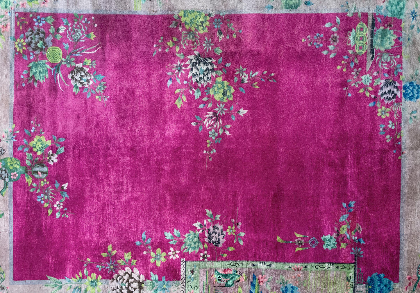 Early 20th Century Chinese Art Deco Rug For Sale