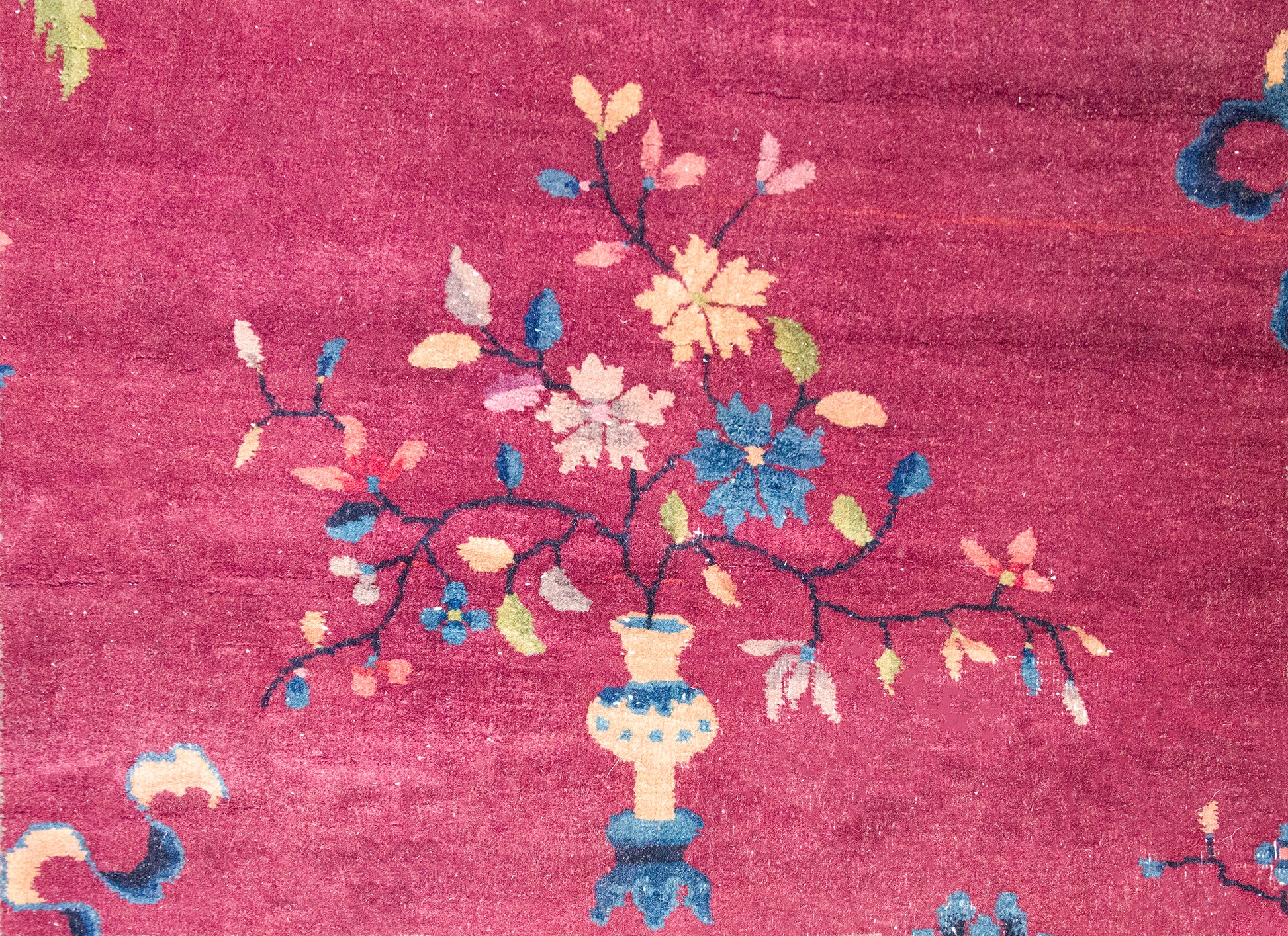 Early 20th Century Chinese Art Deco Rug For Sale