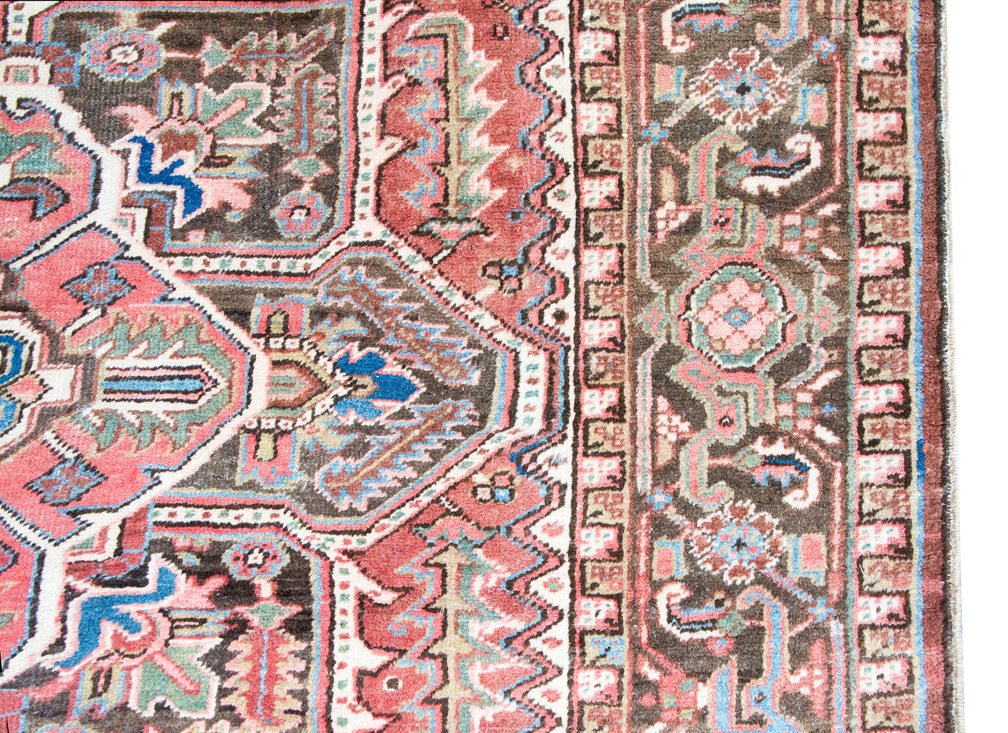 Mid 20th Century Persian Heriz Rug For Sale