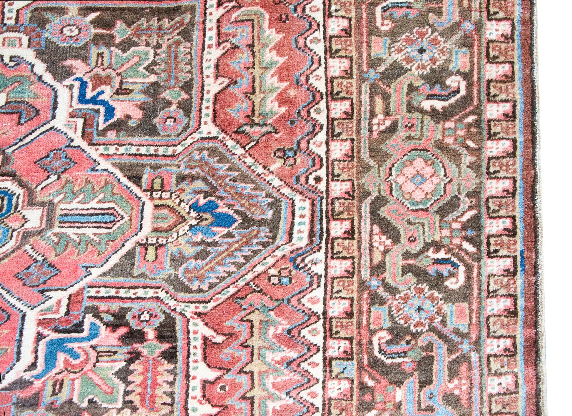 Mid 20th Century Persian Heriz Rug For Sale