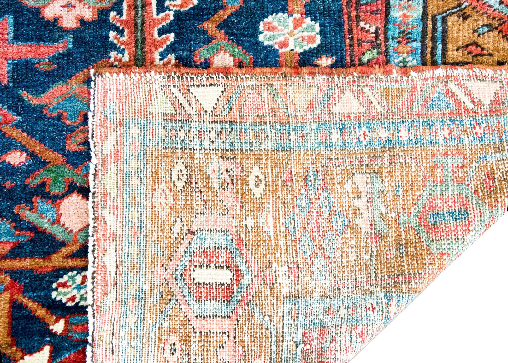 Early 20th Century Persian Heriz Rug For Sale