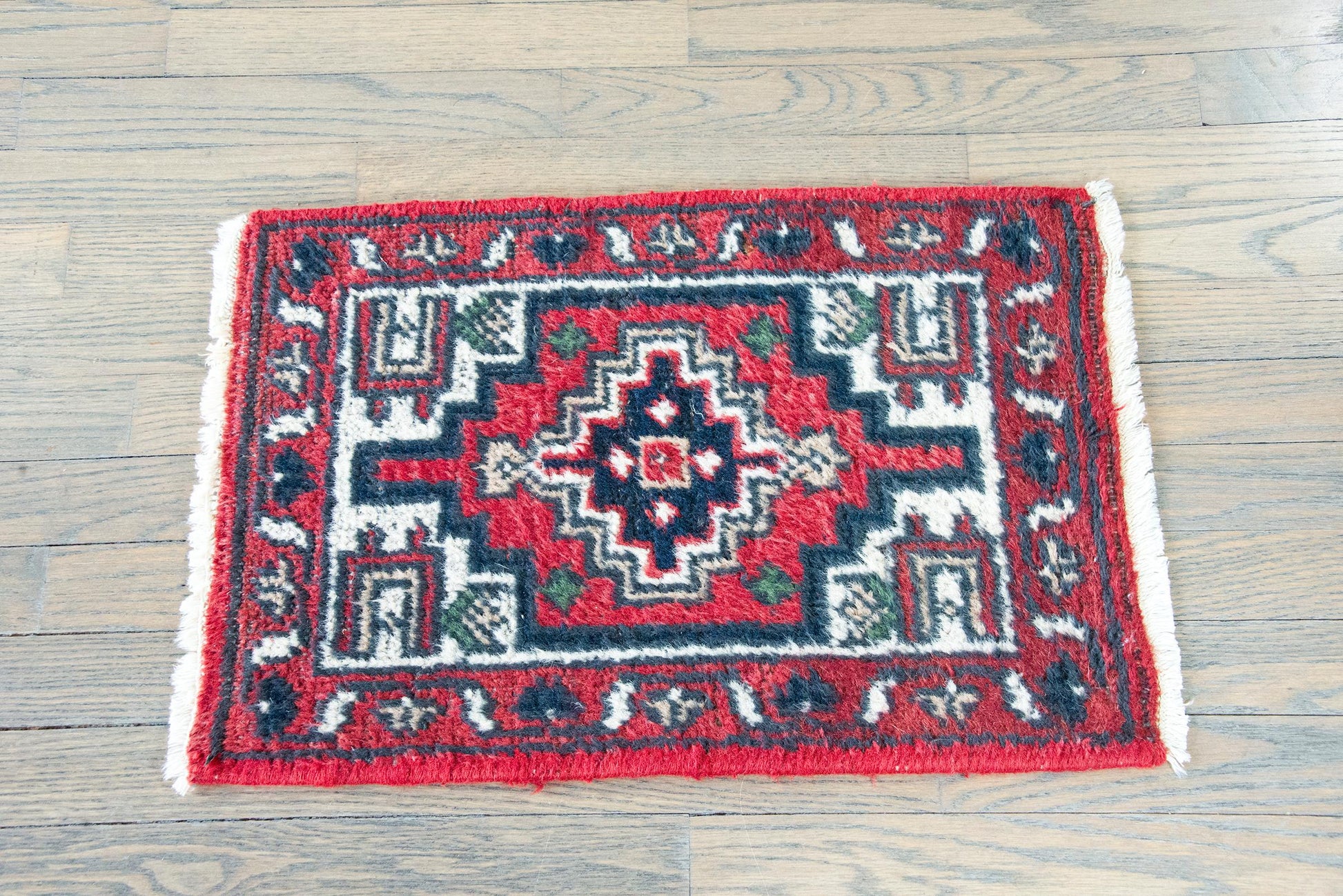 Vintage Persian Hamandan Rug For Sale