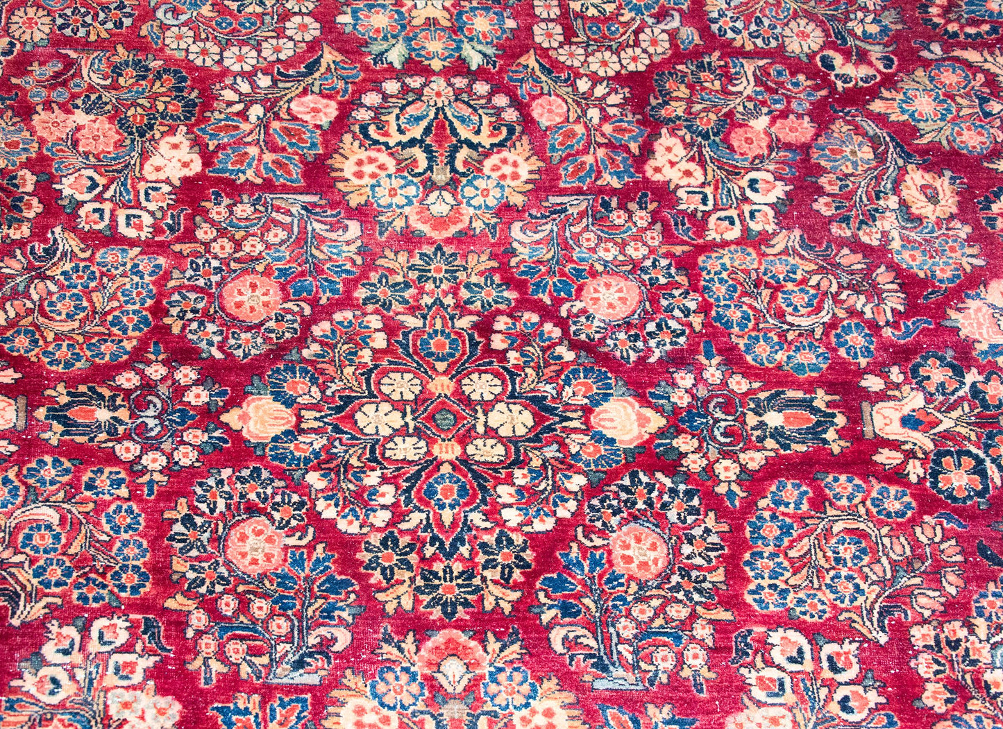 Early 20th Century Persian Sarouk Rug