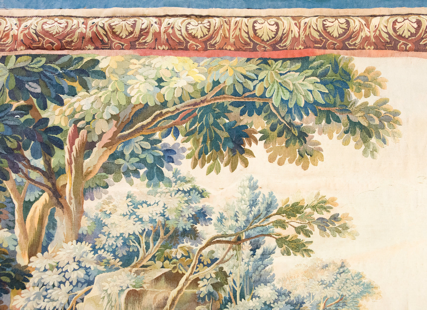 Early 20th Century French Tapestery Rug For Sale