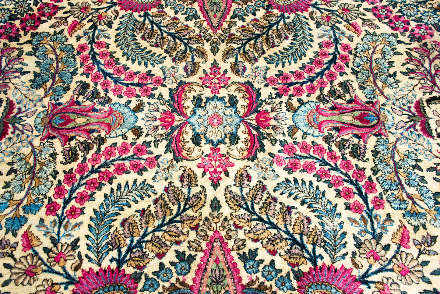 Early 20th Century Persian Kirman Rug For Sale