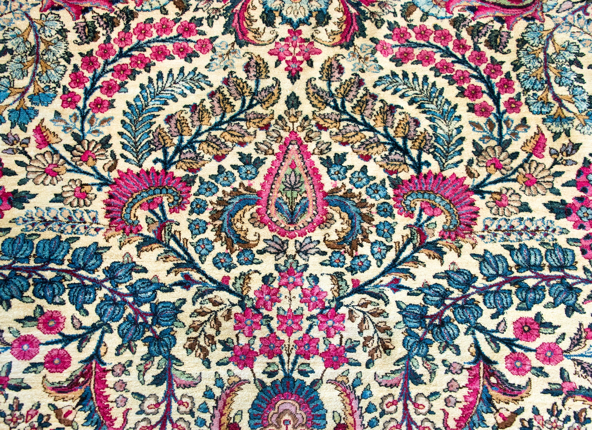 Early 20th Century Persian Kirman Rug For Sale