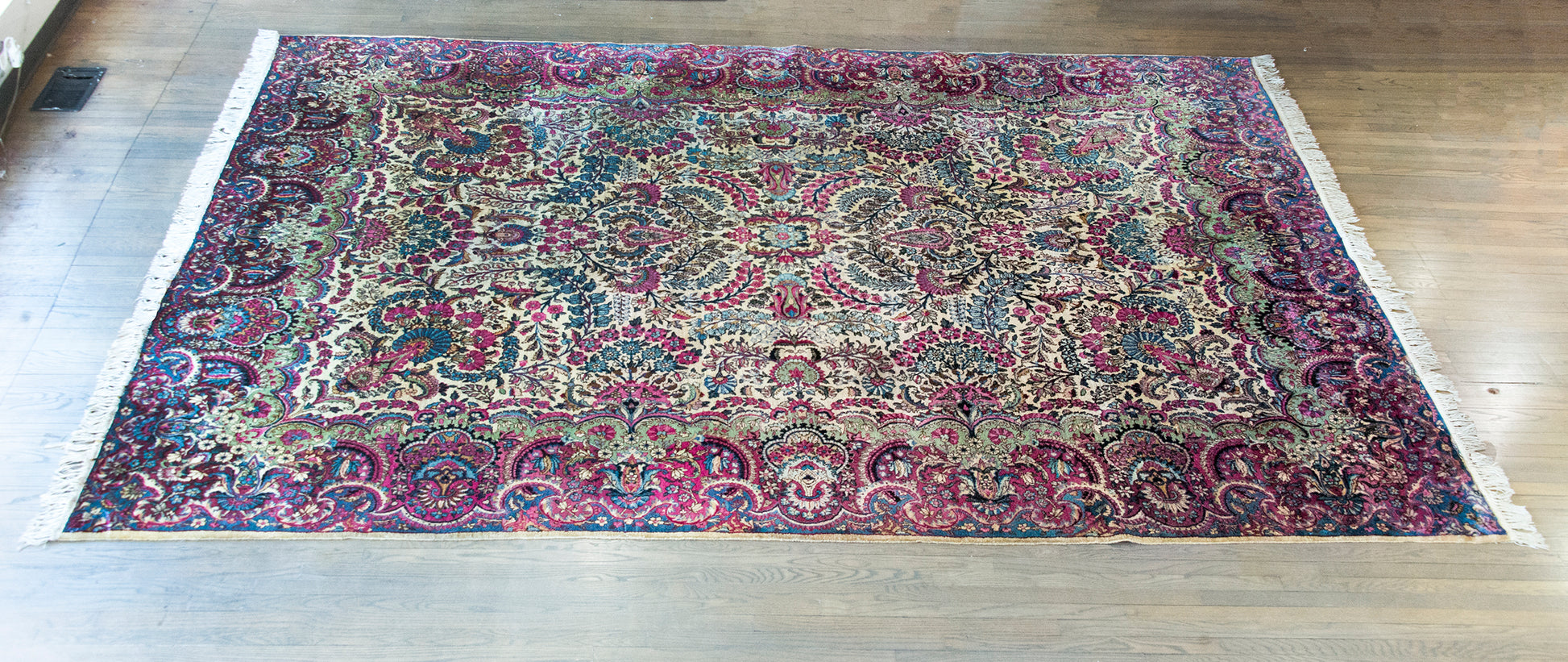 Early 20th Century Persian Kirman Rug For Sale