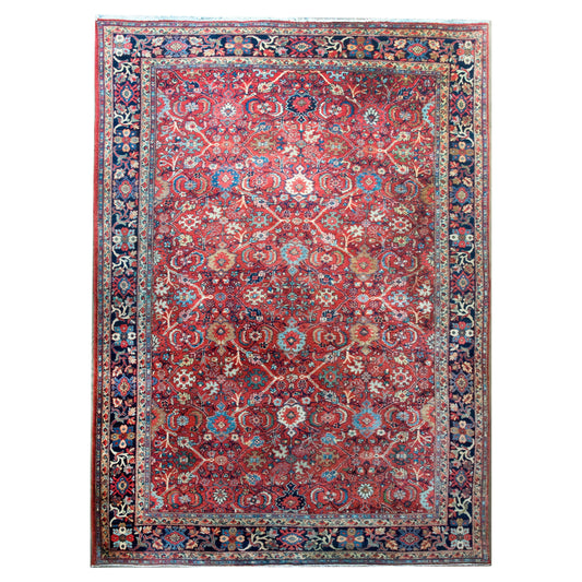 Early 20th Century Persian Sultanabad Rug For Sale