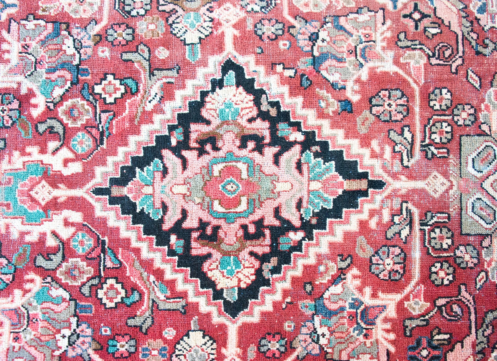 Early 20th Century Persian Mahal Rug For Sale
