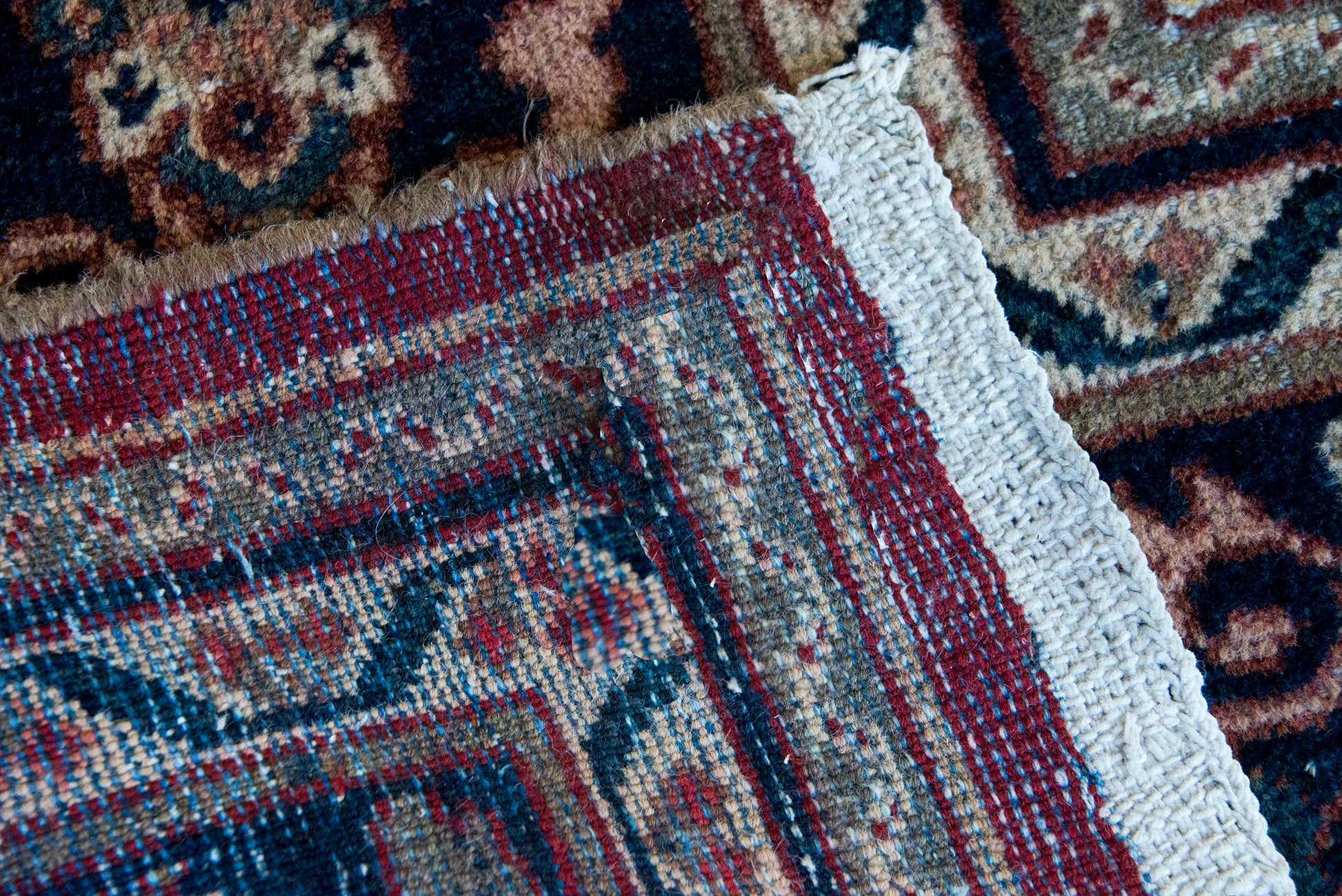Early 20th Century Persian Mahal Rug For Sale