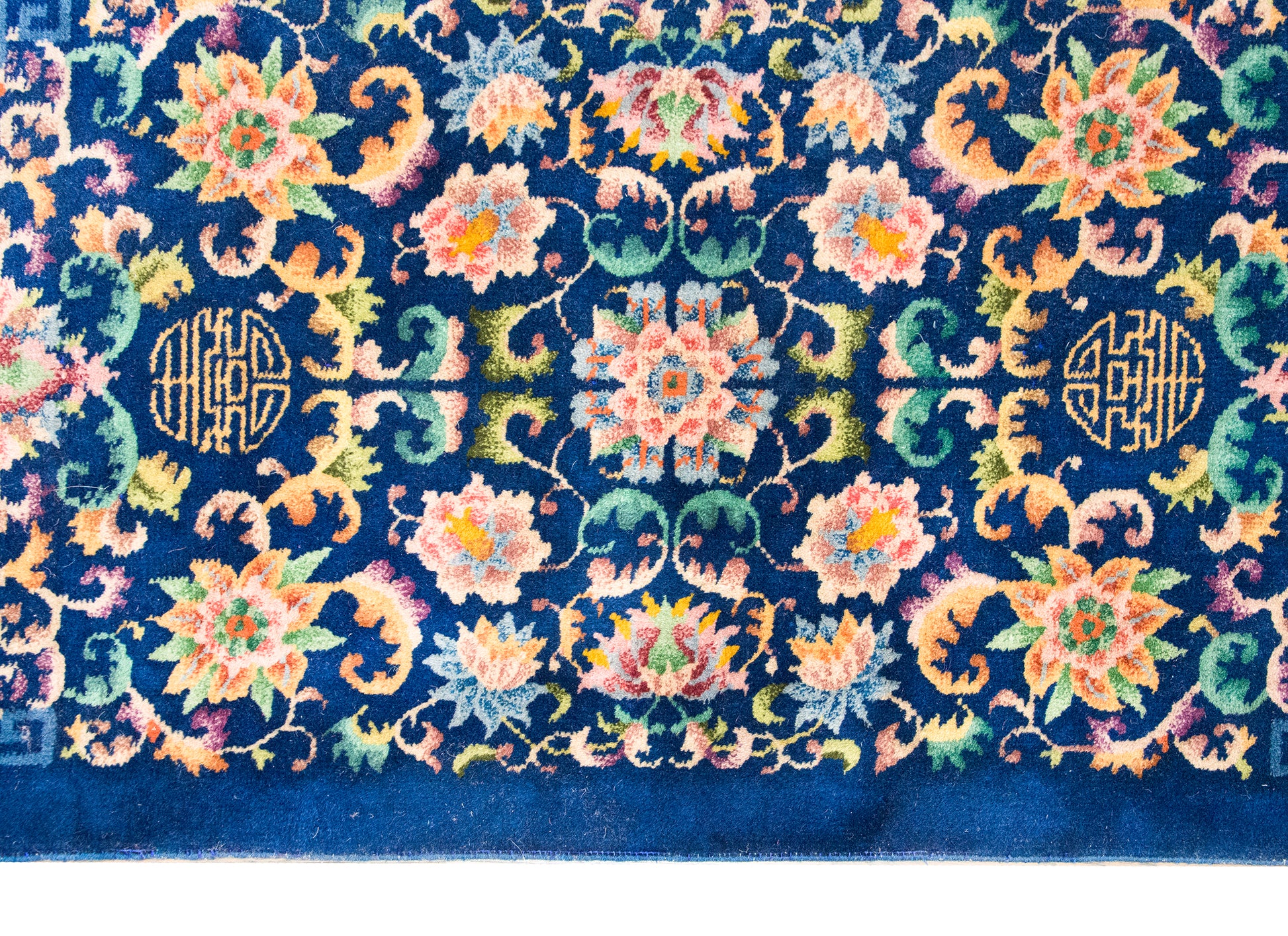 Early 20th Century Chinese Art Deco Rug For Sale