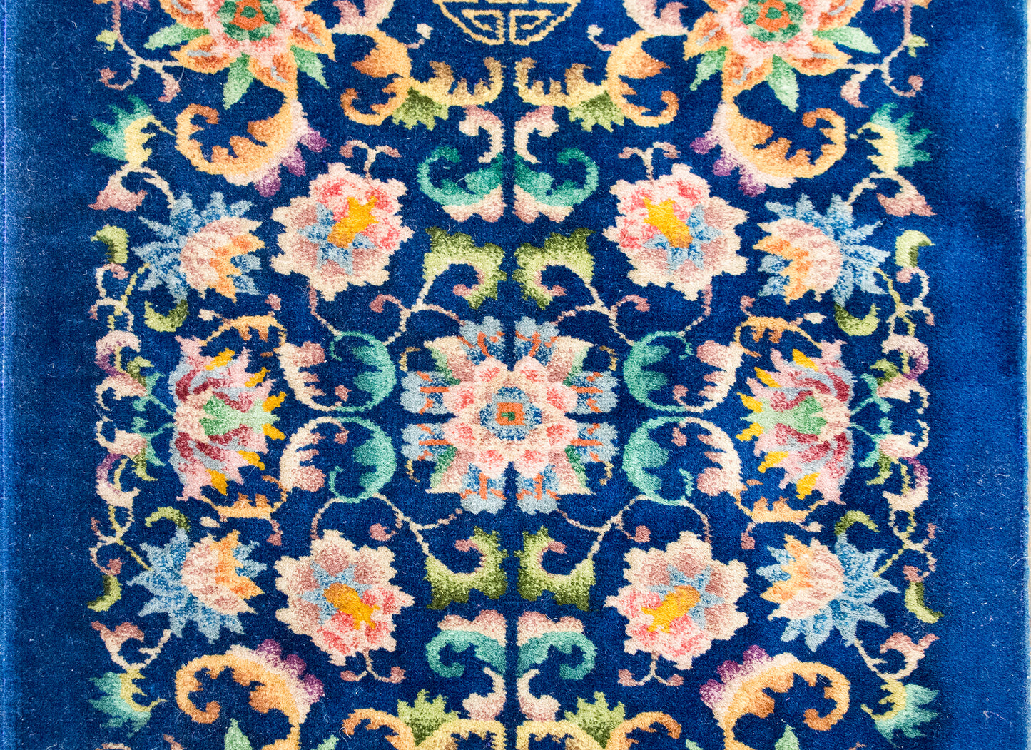 Early 20th Century Chinese Art Deco Rug For Sale
