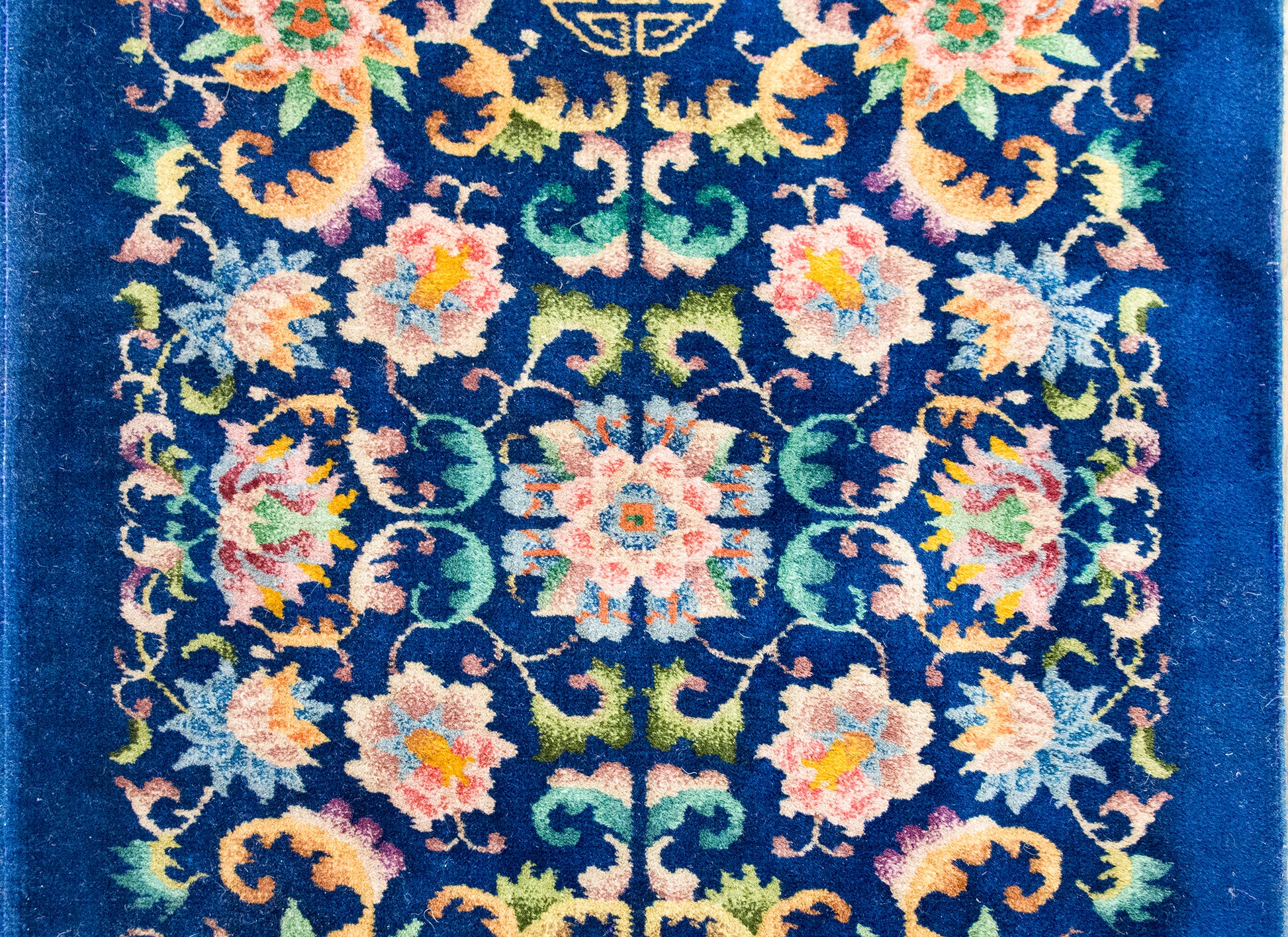Early 20th Century Chinese Art Deco Rug For Sale