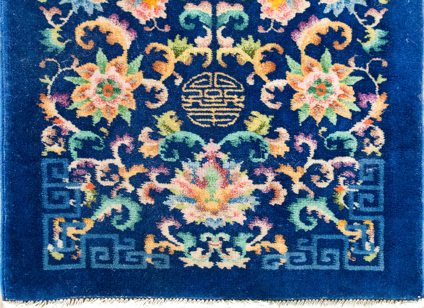 Early 20th Century Chinese Art Deco Rug For Sale