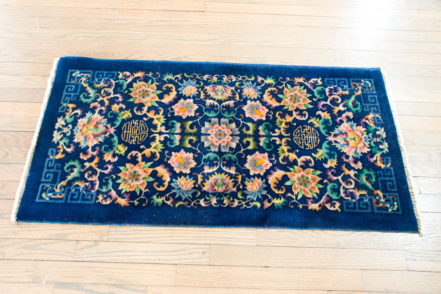 Early 20th Century Chinese Art Deco Rug For Sale