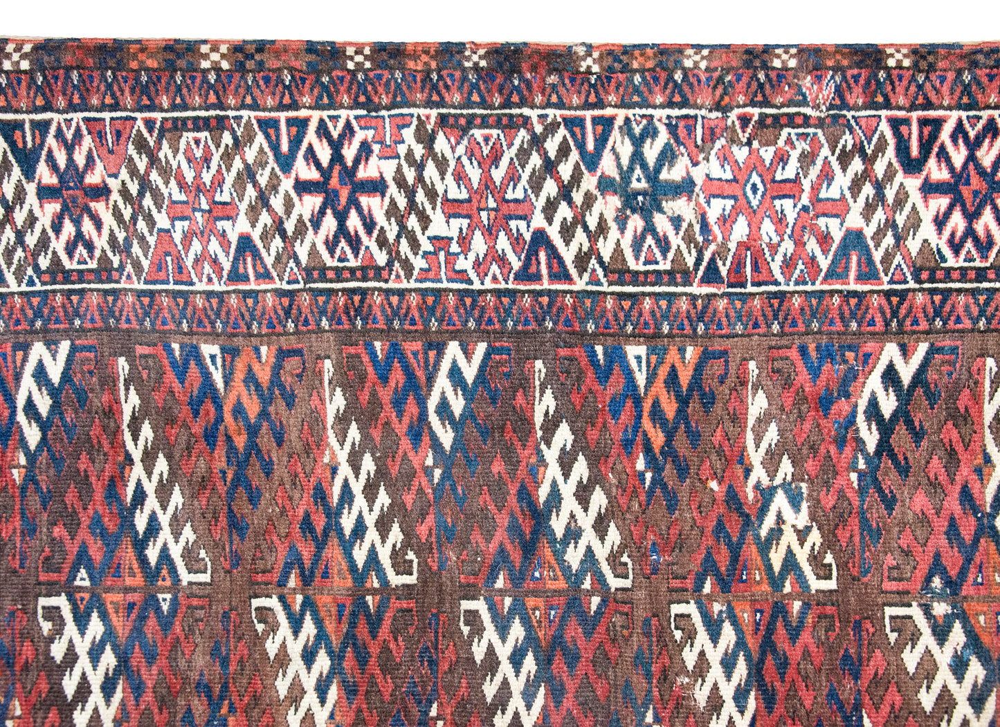 Early 20th Century Persian Yamut Rug For Sale